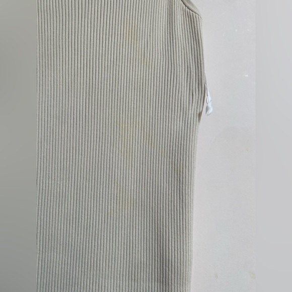 Aritzia Babaton Gabe Dress - Picture 8 of 8